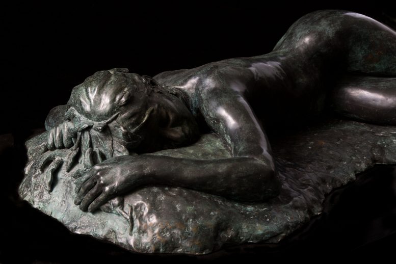 DAPHNE - Image 4