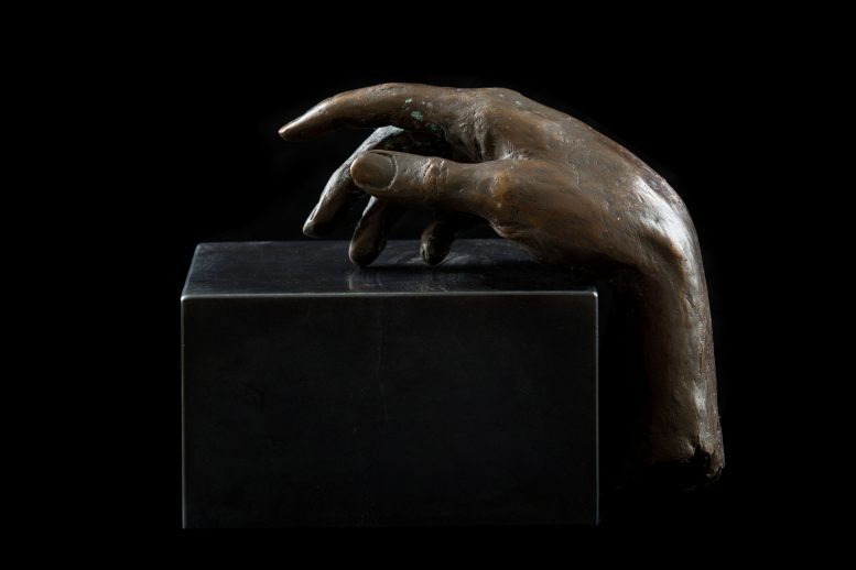 HAND